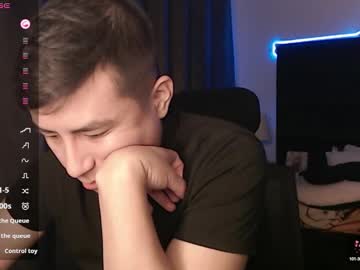 Andrewmhilton_ September 19, 2025 Chaturbate stream image