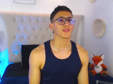 Salvadorfit_ September 19, 2025 Chaturbate stream image