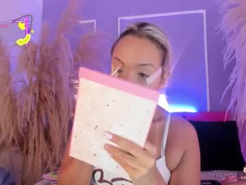 Saraavila_ September 19, 2025 Chaturbate stream image