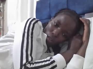 Pretty_Petite_Ebony September 19, 2025 Chaturbate stream image