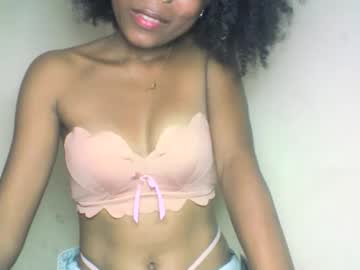 Layannek September 20, 2025 Chaturbate stream image