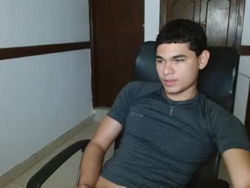 Zyrosxk September 20, 2025 Chaturbate stream image