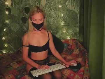 Meeeewmeeeeow September 21, 2025 Chaturbate stream image