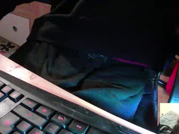 Bremer64 September 21, 2025 Chaturbate stream image