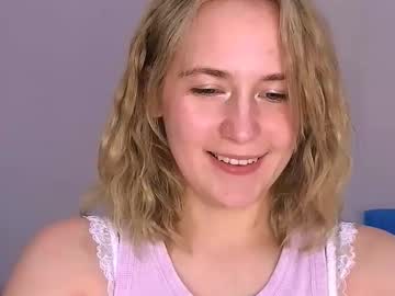 Li_Ni_ September 21, 2025 Chaturbate stream image