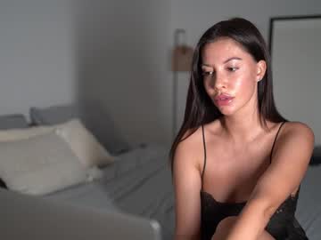 Sweet_And_Honest stream photo from September 21, 2025