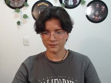 Sophie_Ross1 September 22, 2025 Chaturbate stream image