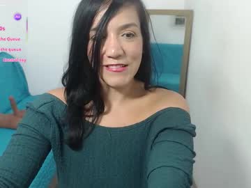 Dannazuluaga September 22, 2025 Chaturbate stream image