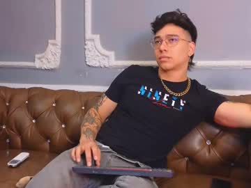 Apolo_Burton September 22, 2025 Chaturbate stream image
