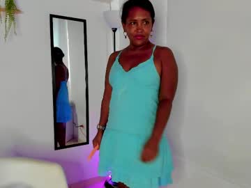 Latina_57 September 22, 2025 Chaturbate stream image