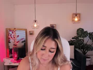 Dina_Ride September 23, 2025 Chaturbate stream image