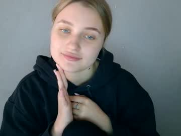 Mia_Moon27 September 23, 2025 Chaturbate stream image