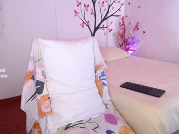 Karolkat_1 September 23, 2025 Chaturbate stream image