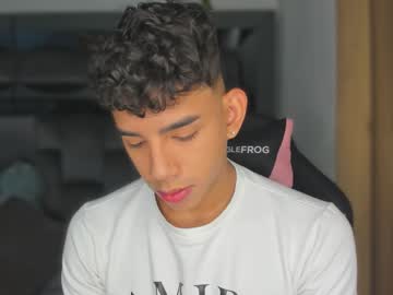 Andrew_Twink18 September 23, 2025 Chaturbate stream image