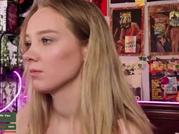 Darleneferran stream photo from September 24, 2025