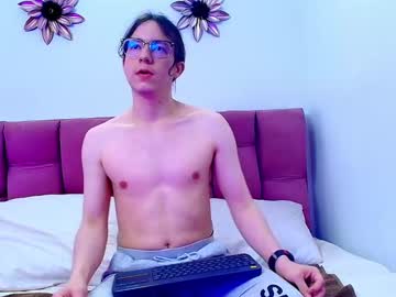 Snowyx_ September 24, 2025 Chaturbate stream image
