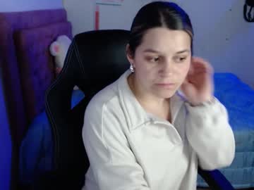 Hyun22148625 September 25, 2025 Chaturbate stream image