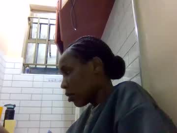 Crazybee256 September 25, 2025 Chaturbate stream image