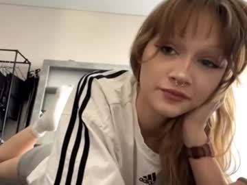 Lucykeely September 26, 2025 Chaturbate stream image