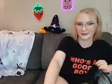 Petite_Cupcake September 26, 2025 Chaturbate stream image