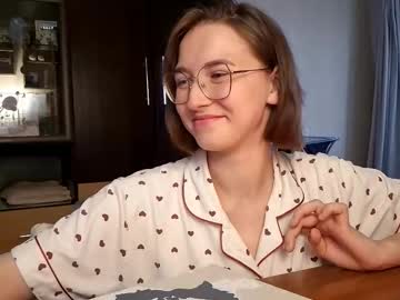 Roxannemedicus September 27, 2025 Chaturbate stream image