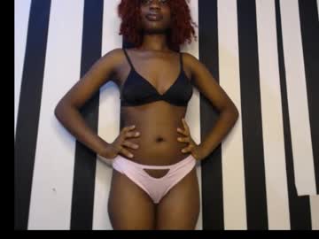 Ebony_Petitequeen September 27, 2025 Chaturbate stream image