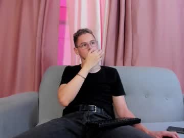 Royal_Fantasy2 September 27, 2025 Chaturbate stream image