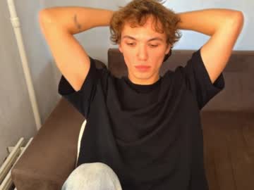 Xavier_200 September 28, 2025 Chaturbate stream image