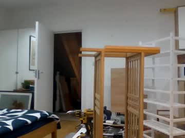 Diddlysquatter September 28, 2025 Chaturbate stream image