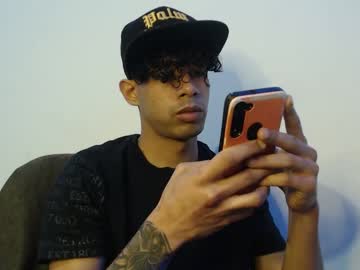 Jeampier_Sexy September 30, 2025 Chaturbate stream image