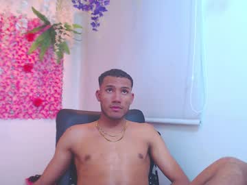 Risitos_De_Oro_ September 30, 2025 Chaturbate stream image
