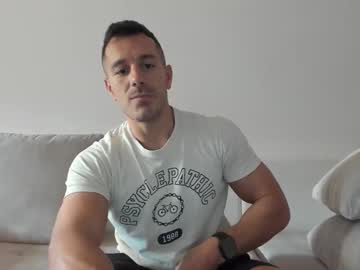 Roberto4ever October 01, 2025 Chaturbate stream image