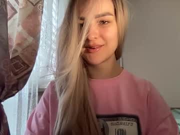 Playfuldoll18 October 01, 2025 Chaturbate stream image