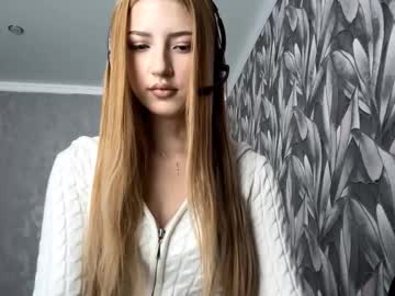 Kendastuckmeyer October 01, 2025 Chaturbate stream image