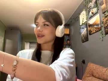 Alinedifede October 01, 2025 Chaturbate stream image