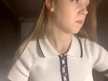 Ellamenas October 01, 2025 Chaturbate stream image