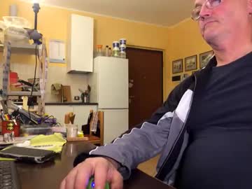 Giovanni_1964 October 01, 2025 Chaturbate stream image