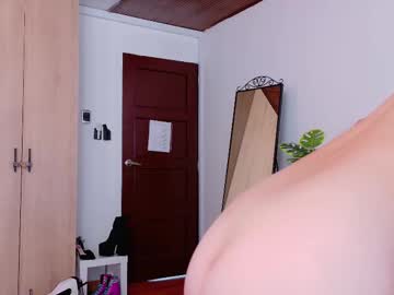 Saritabratz October 01, 2025 Chaturbate stream image