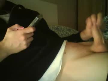 Loulou13013 October 01, 2025 Chaturbate stream image