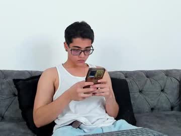 Cristian_Suarezz_ October 01, 2025 Chaturbate stream image