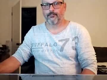 Bellequeue19758 October 02, 2025 Chaturbate stream image