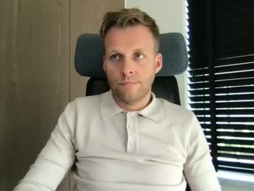Max_Straight_1 October 02, 2025 Chaturbate stream image