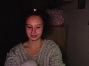 Crystallkris October 03, 2025 Chaturbate stream image