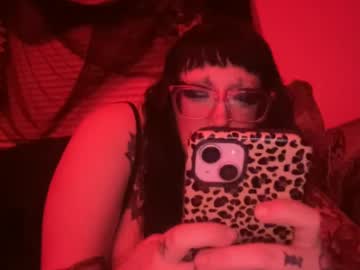 Hell0kittyblood October 03, 2025 Chaturbate stream image