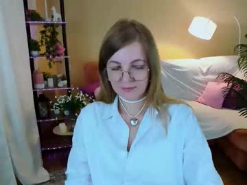 Youruniverserr October 03, 2025 Chaturbate stream image