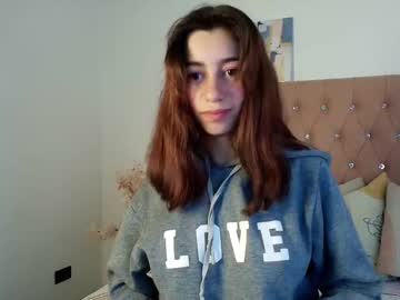 Marinette_Lux October 03, 2025 Chaturbate stream image