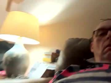 Biggloves4bighands October 03, 2025 Chaturbate stream image