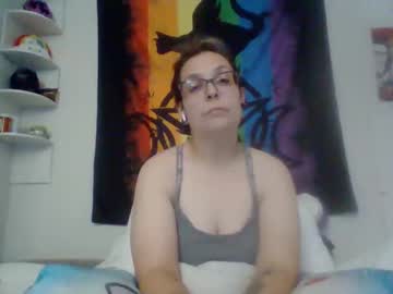 Queenkriss97 October 04, 2025 Chaturbate stream image
