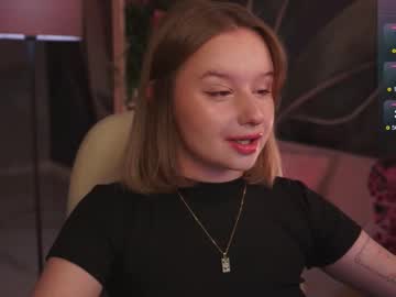 Red_Queeen October 04, 2025 Chaturbate stream image
