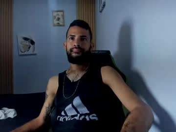 Adri_Sexboy229 October 04, 2025 Chaturbate stream image
